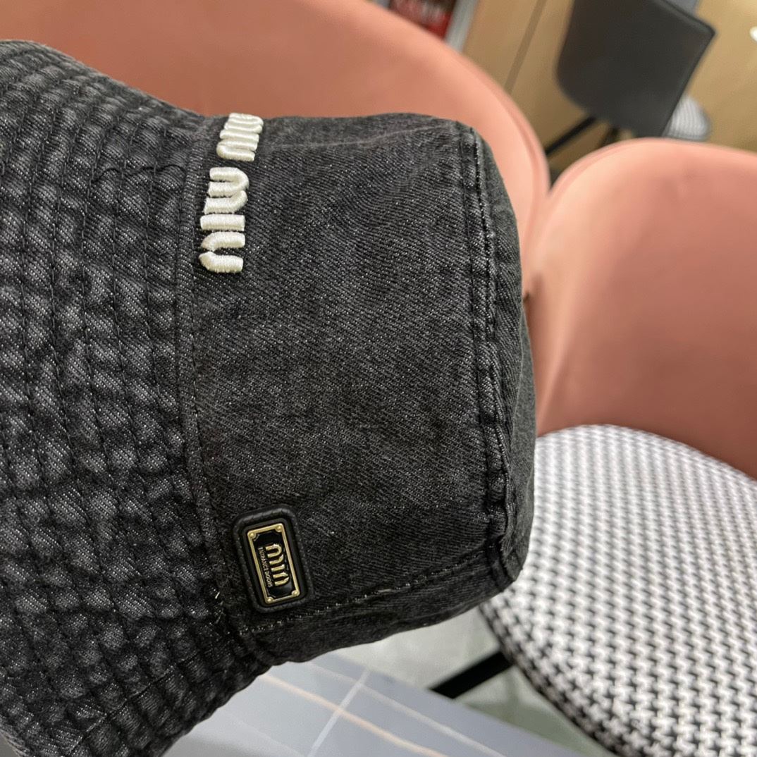 Miu Miu Caps